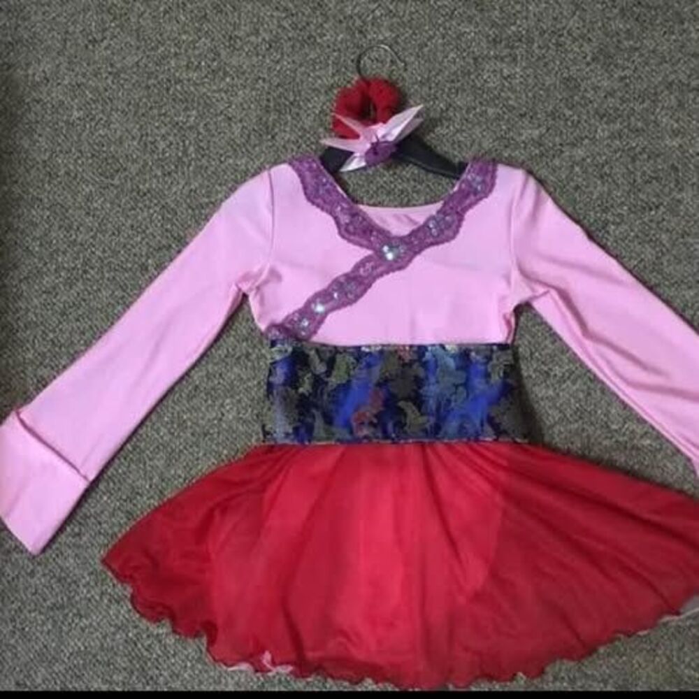 Halloween Costume China Doll Dancer. Worn two times. For child size 5–6